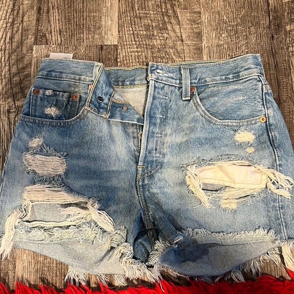 Levi 501 - Picture 1 of 4